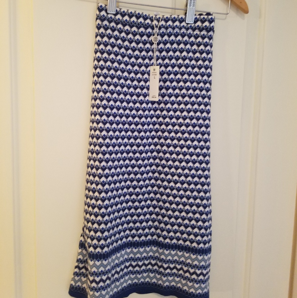 Max Studio Blue Printed Skirt - Has matching top - Picture 1 of 5